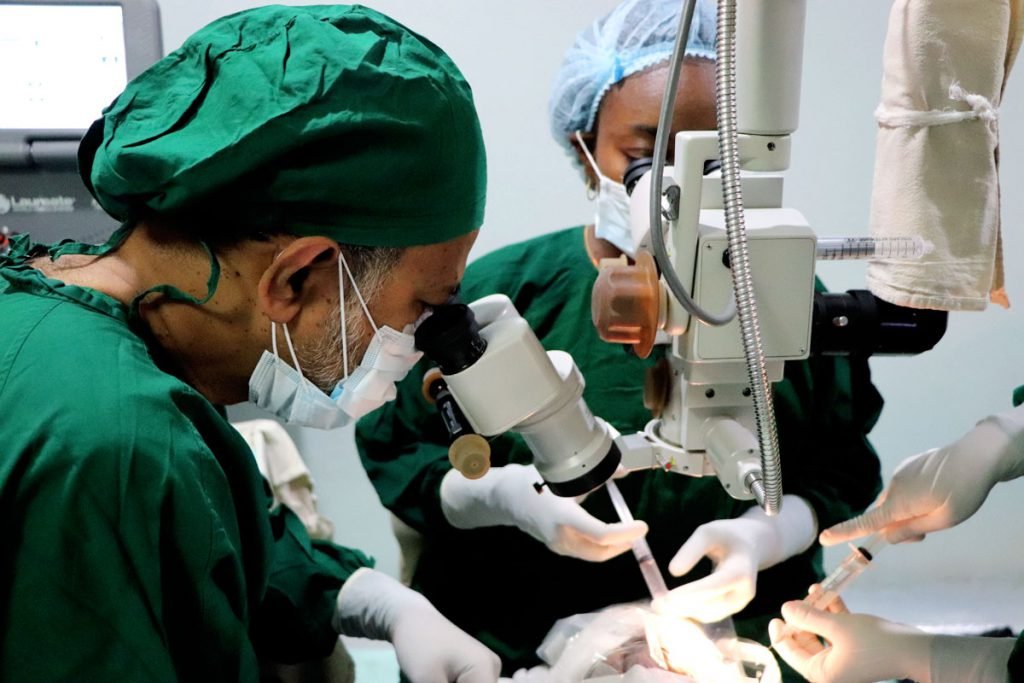 Dr. Catherine from Kenya is doing Phaco step surgery in presence of Trainer