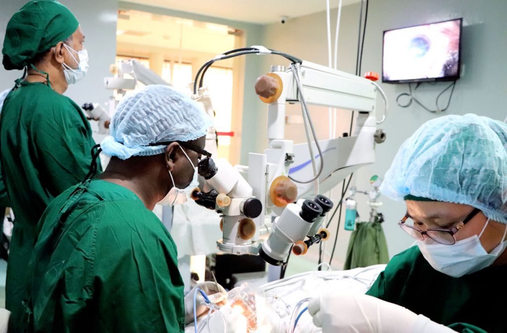 Dr. Osayem, from Nigeria is Doing independent Phaco surgery in presence of trainer