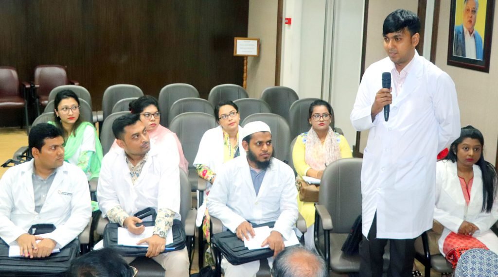 Welcoming new DO students on 9.7.2019 session July 2019 to June 2021 (01)