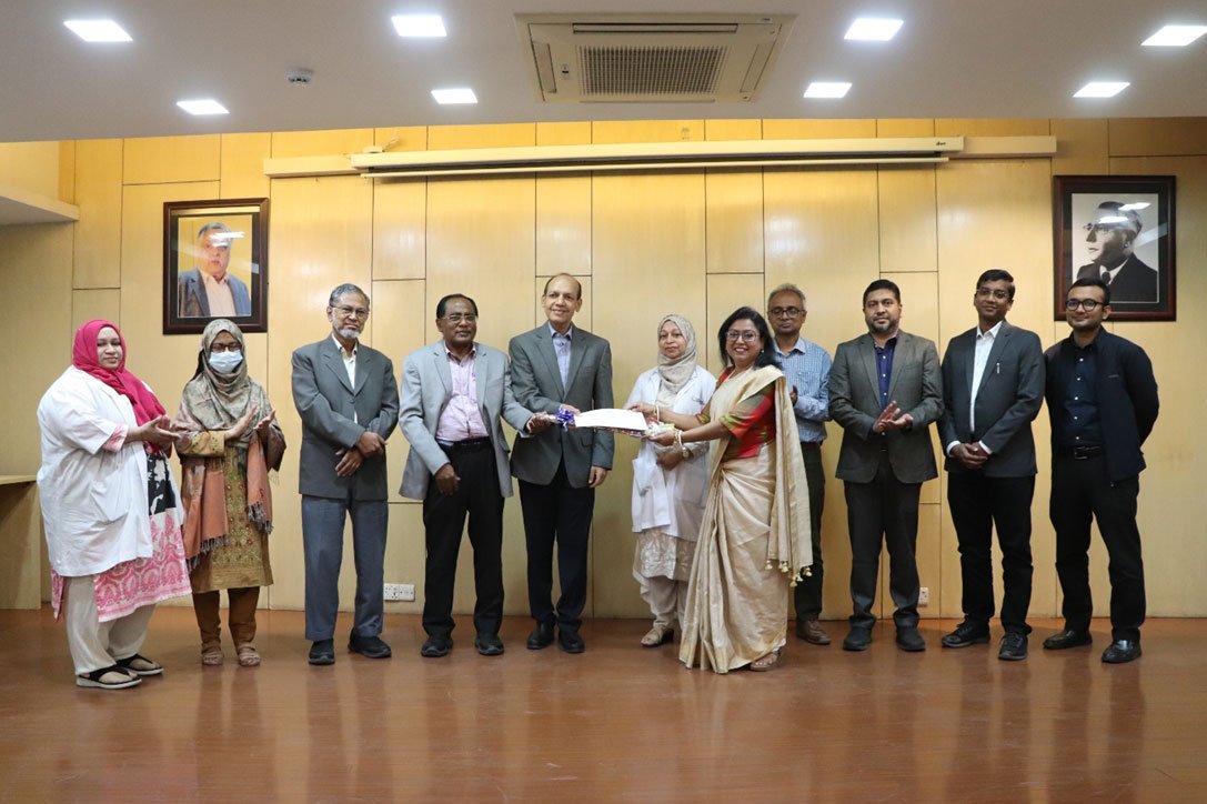 Ispahani Islamia Eye Institute and HospitalHanding over of the ...